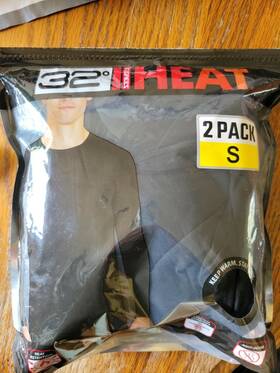 32 Degrees 192166200421 Heat Mens Base Layer Long Sleeve Shirt 2 Pack Black Small S