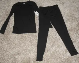 32 Degrees 192166211045 Heat Kids Long Sleeve Crew Neck And Legging Base Set Black Size M Nwt
