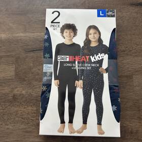 32 Degrees 198384087387 Heat Kids Long Sleeve Crew Neck Legging Set Navy Snowflake- Large