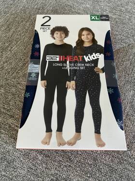 32 Degrees 198384087394 Heat Kids Long Sleeve Crew Neck Legging Set Navy Snowflake- Xl