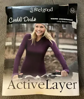 Cuddl Duds 086201005709 Active Layer Warm Layers Long Sleeve V-neck Thumb Hole Medium Black