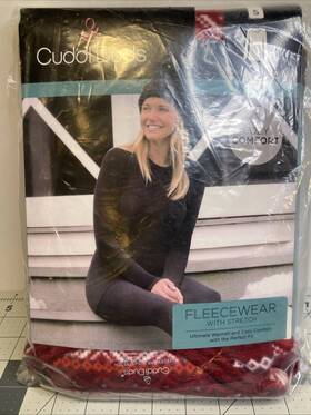 Cuddl Duds 196194513690 Fleecewear Long Sleeve Crew Stretch Warm Layers Red White Sz S