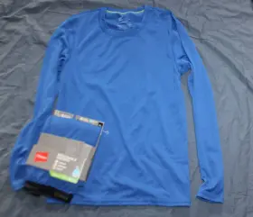 Hanes 077478772555 Boysft Tagless Baselayer Crew And Pant Set Size Xl - Blue