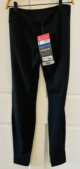 Patagonia 887187109135 Womens Black Capilene 4 Ew Bottoms Size Medium