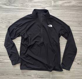 The North Face 193392902349 Mens M Summit 1/2 Zip Futurefleece Fleece Sweater Pullover Jacket Blk