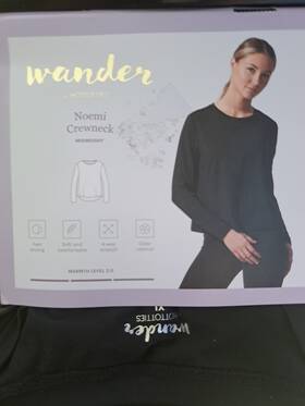 Wander 721357495539 Womens Xl Hot Totties Black Noemi Crewneck Midweight Sweatshirt