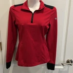 Obermeyer Discover 1/4 Zip Top Size Pre-owned. Price: $49.00.