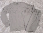 Mid-weight Thermal Small Sand Long Sleeve + Underpants Advantage Wear & Gear New. Price: $30.00.