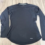 Patagonia Black Midweight Long Sleeve Base Layer Womens Size Small Pre-owned. Price: $10.00.