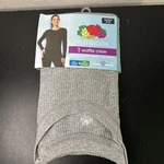 Fruit Of Loom Women's Xs (0-2) Waffle Thermal Crew Top Gray #10725 New. Price: $10.00.
