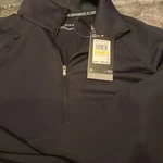 Under Armour Women's Authentics Ua Coldgear Zip Top Shirt Black #1368699. Med New. Price: $22.00.