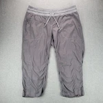 The North Face Aphrodite 2.0 Capri Pants Womens Xl Gray Hiking Stretch NF0A2UO6 Pre-owned. Price: $24.99.