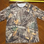 Realtree Edge Camo Long Sleeve Performance Shirt Pre-owned. Price: $25.00.