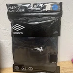 Mens Umbro Black Base Layer Long Sleeve Top Large New!. Price: $14.99.