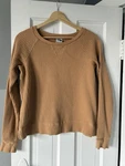North Face Women's Medium Waffle Knit Yellow Top Pre-owned. Price: $20.00.