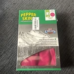 Hot Chillys Pepper Skins Crewneck Top Youth Large Razzle Base Layer New. Price: $20.00.