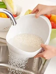 1/3PCS- Colander Rice Bowl Drain Basket Fruit Washing With Han New. Price: $8.30.