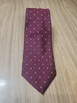 Vintage Oscar De La Renta Neck Tie 100% Silk 3.5 Bottom 56 Inches Long... Pre-owned. Price: $18.39.