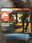 New Ozark Trail Seamless Base Layer Leggings Women Small Heritage Blue Thermal. Price: $8.00.
