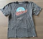 Burton Retro Mountain Graphic Black Tshirt Men Size Large Pre-owned. Price: $20.00.