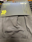 In Motion Men's Black Mid-weight Side Pocket Thermal Pants Small( 31-32 ) New. Price: $14.99.